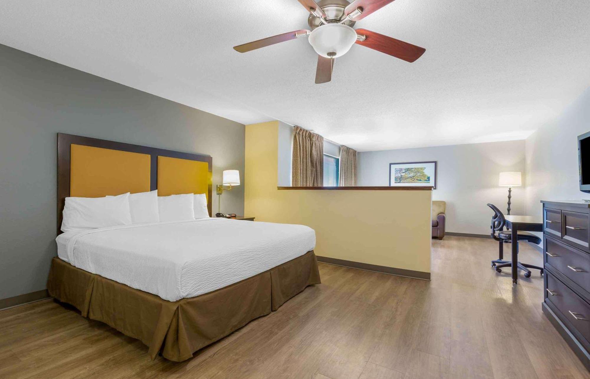 Extended Stay America Select Suites - Hartford - Манчестер Экстерьер фото