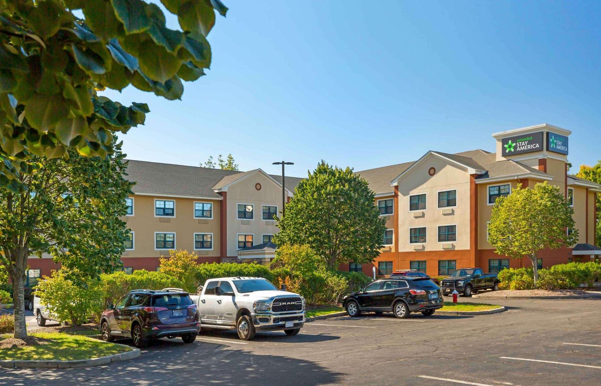 Extended Stay America Select Suites - Hartford - Манчестер Экстерьер фото